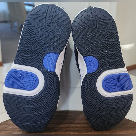 Nike sneakers in royal blue - Picture 7 of 11